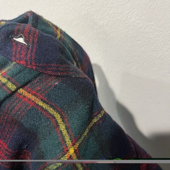 Pendleton Virgin Wool Button Up Men’s Medium Tartan Plaid Shirt Board 70s 80s - Picture 7 of 9